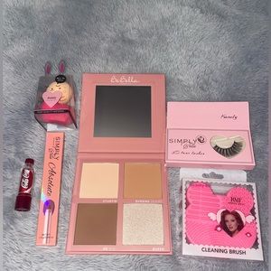 6 Piece bundle of Makeup & Accessories NWOT